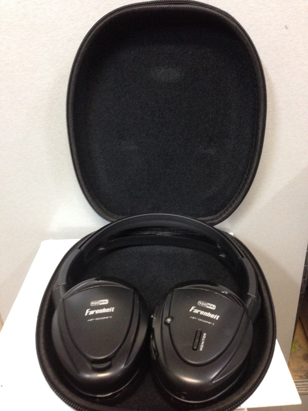Headphone case for Phonopod
